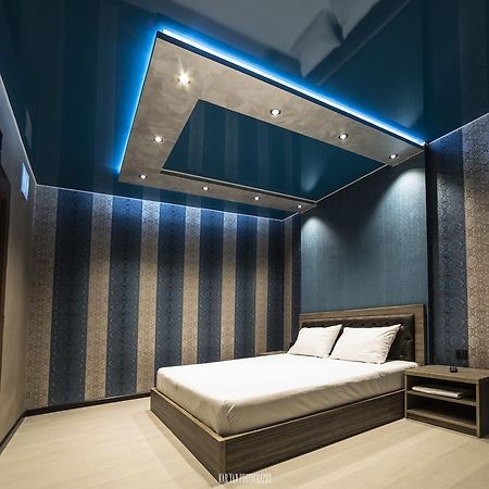 Voyage Hotel Jerevan Kamer foto